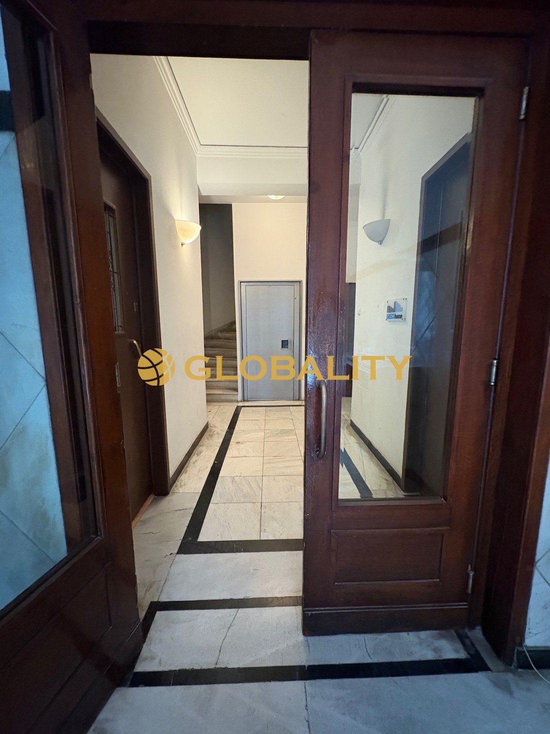 Apartment in Sunoikia Kolonakiou, 1st District of Athens, Athens 3 - 16399800