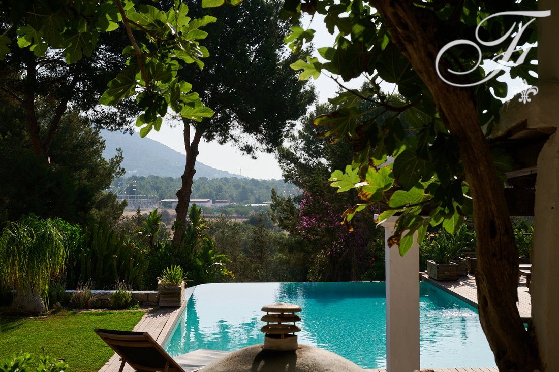 Finca in Sant Jordi de ses Salines, Sant Josep de sa Talaia, Balearic Islands 3 - 16401748