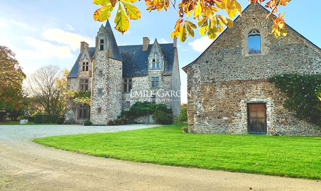 Property For Sale On 18 Hectares In Mayenne, Pays De La Loire