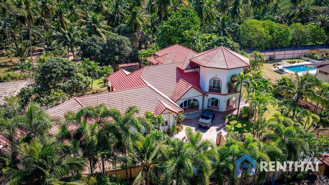 Villa in Pattaya City, Chon Buri, Thailand 2 - 16400094