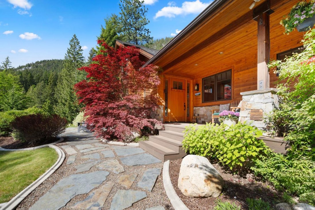 House in Sandpoint, Idaho, United States 4 - 16400579