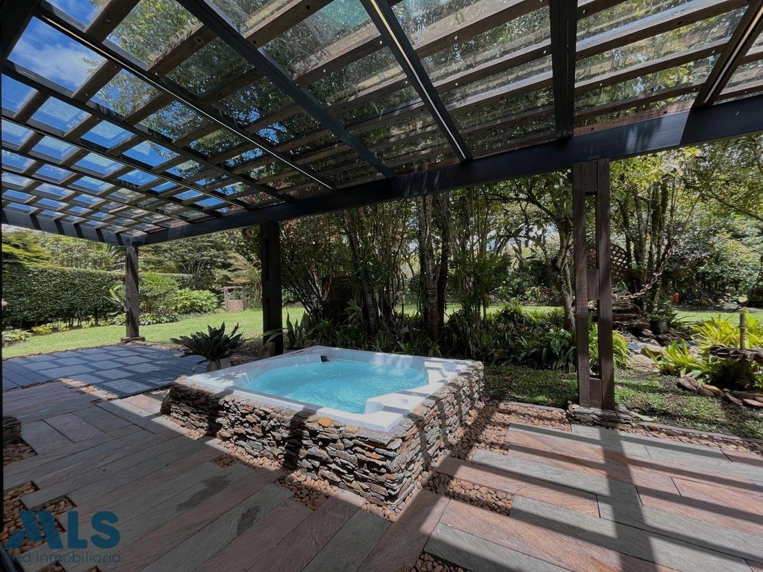 House in Rionegro, Antioquia, Colombia 3 - 16400426