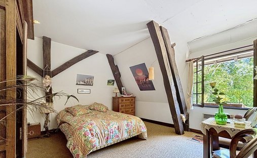 Castle for Sale in Veules-les-Roses, Normandy, France