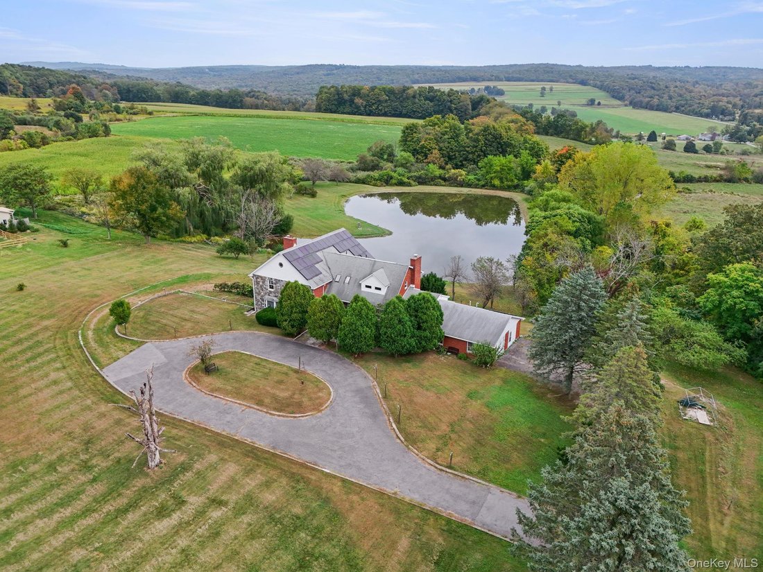 House in Millbrook, New York, United States 2 - 16400927