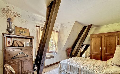 Castle for Sale in Veules-les-Roses, Normandy, France