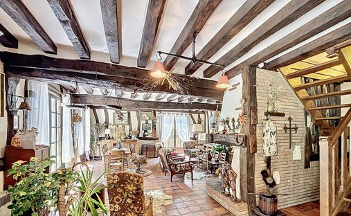 Castle for Sale in Veules-les-Roses, Normandy, France