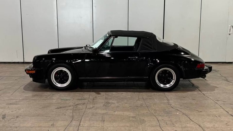 Cabriolet in Glendale, United States 3 - 16400179