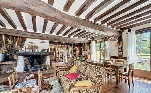 Castle for Sale in Veules-les-Roses, Normandy, France