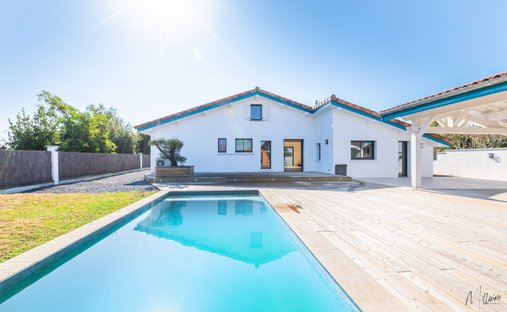 House in Arcangues, Nouvelle-Aquitaine, France 1