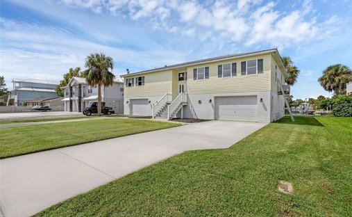 House in Crystal River, Florida, United States 1