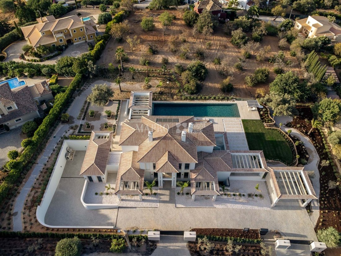 Villa in Loule (Sao Clemente), Algarve, Portugal 2 - 16401833
