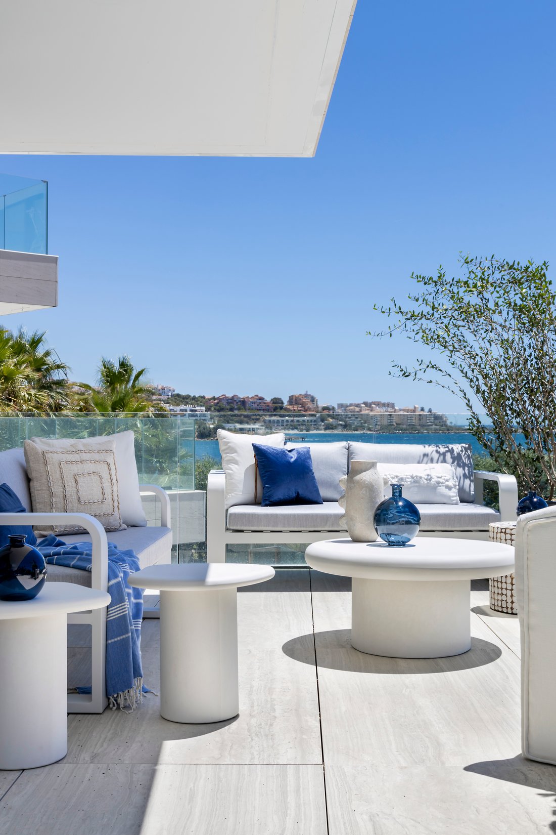 Apartment in Estepona, Andalusia, Spain 2 - 16402075