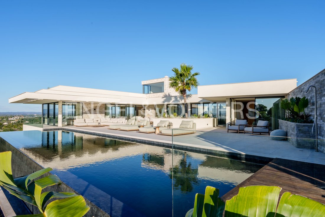 Villa in Estombar e Parchal, Algarve, Portugal 1 - 16401834