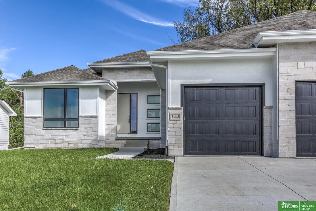 House in Papillion, Nebraska, United States 3 - 16402649