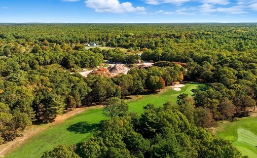 Land in Falmouth, Massachusetts, United States 1