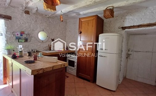 Castle for Sale in Vénès, Occitanie, France - 5