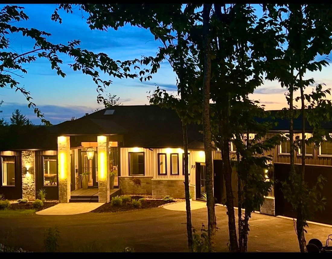 Casa en Lucasville, Nueva Escocia, Canadá 1 - 16405401