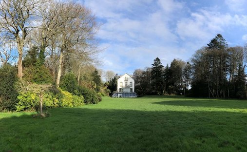 For Sale Waterfront Estate On 3 Hectares Finistère