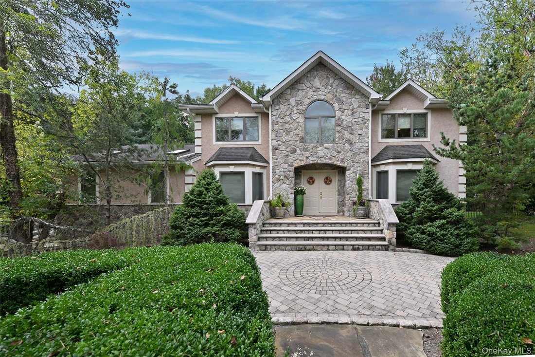 House in Airmont, New York, United States 1 - 16403411