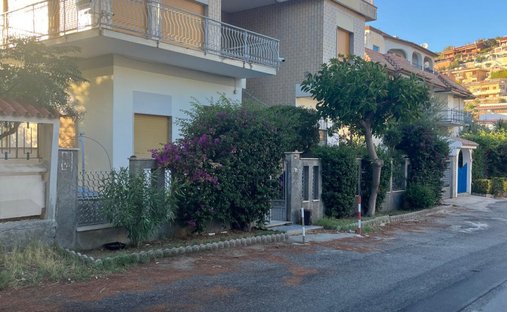 Villa à Montauro, Calabre, Italie 1