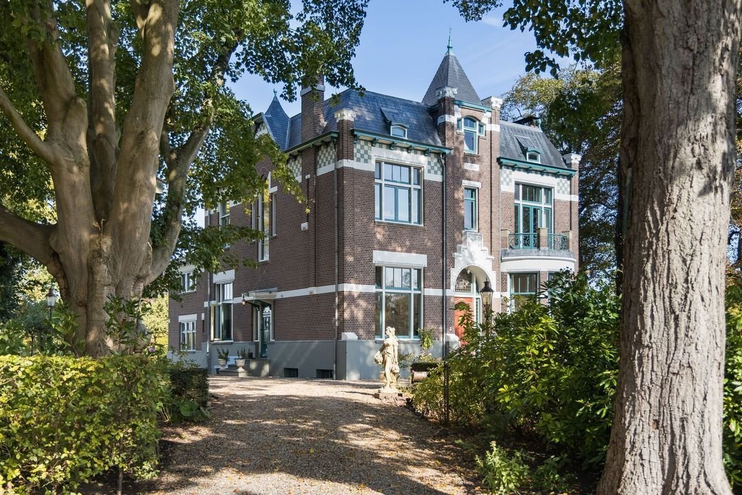 Villa in Beuningen, Gelderland, Netherlands 3 - 16406993