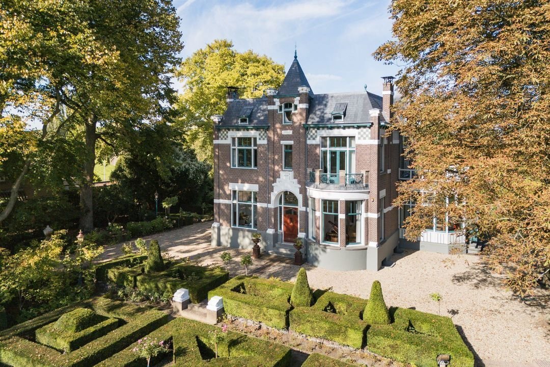 Villa in Beuningen, Gelderland, Netherlands 4 - 16406993
