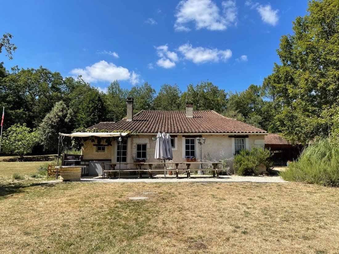 House in Saint-Vincent-de-Connezac, Nouvelle-Aquitaine, France 2 - 16407633