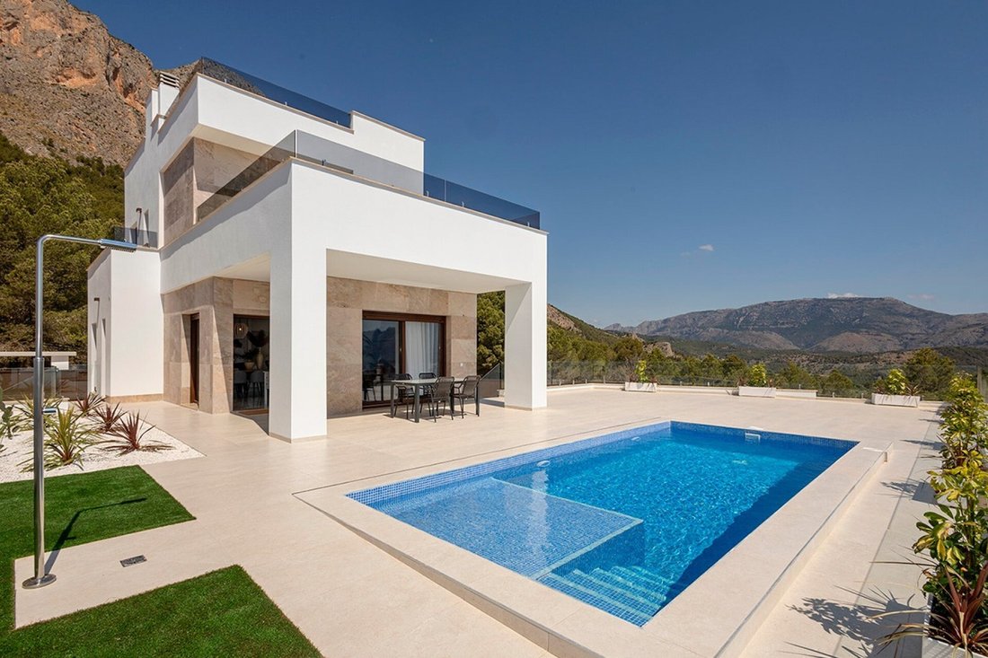 Villa in Polop, Valencian Community, Spain 1 - 15248098