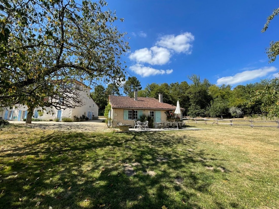House in Saint-Vincent-de-Connezac, Nouvelle-Aquitaine, France 4 - 16407633
