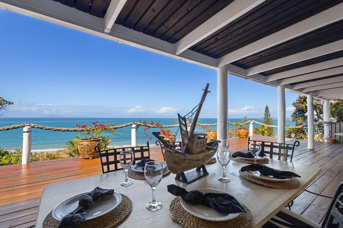 Estate in Dolphin Heads, Queensland, Australia 1 - 16407969