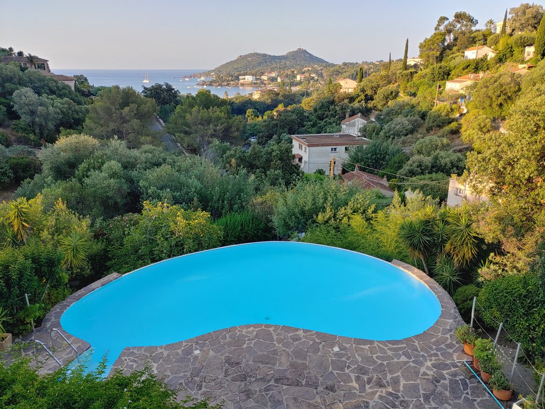 Villa en Le Dramont-Agay-Anthéor-Le Trayas, Saint-Raphaël, Francia 1 - 16406245