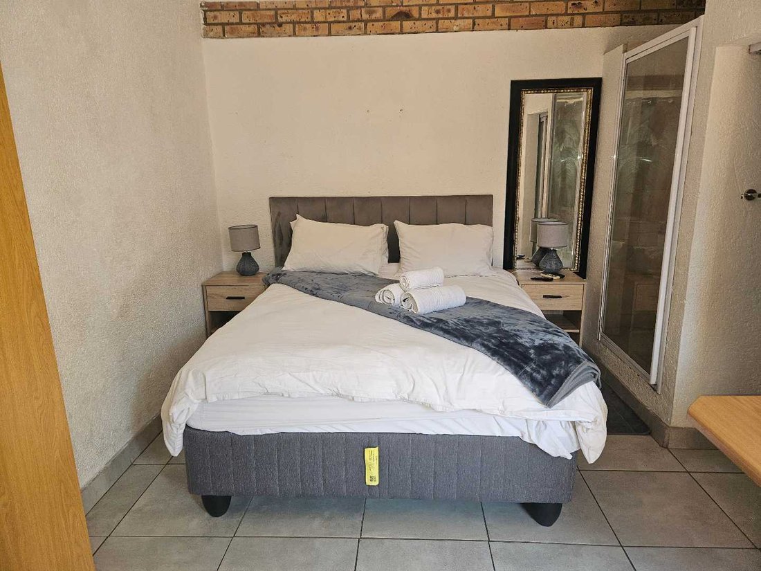Kimberley, Northern Cape, South Africa 1 - 16406154
