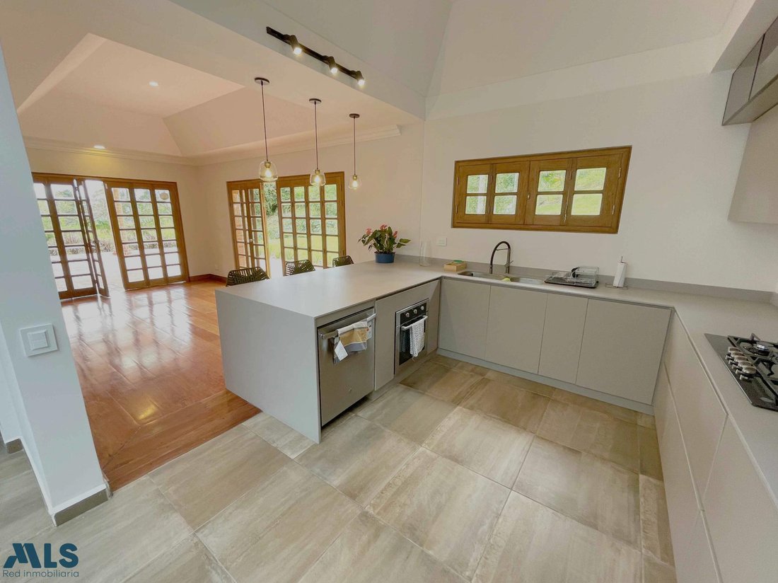House in Envigado, Antioquia, Colombia 2 - 16406394
