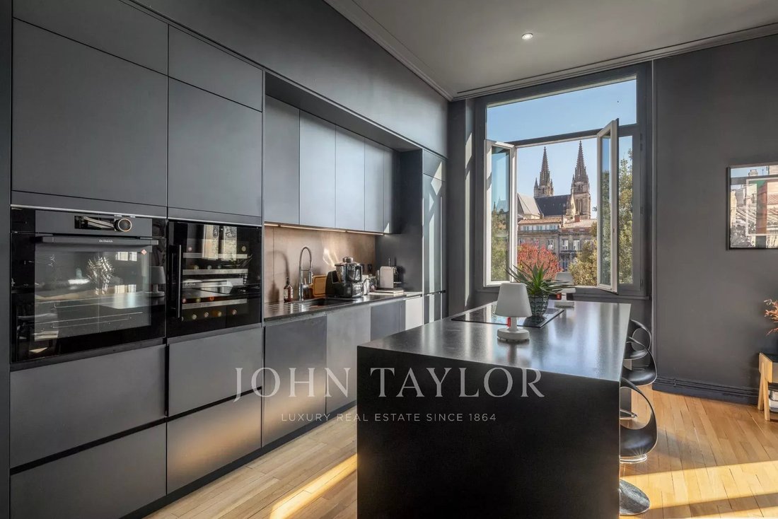 Apartment in Grand Parc-Chartrons-Paul Doumer, Bordeaux, France 4 - 16406590