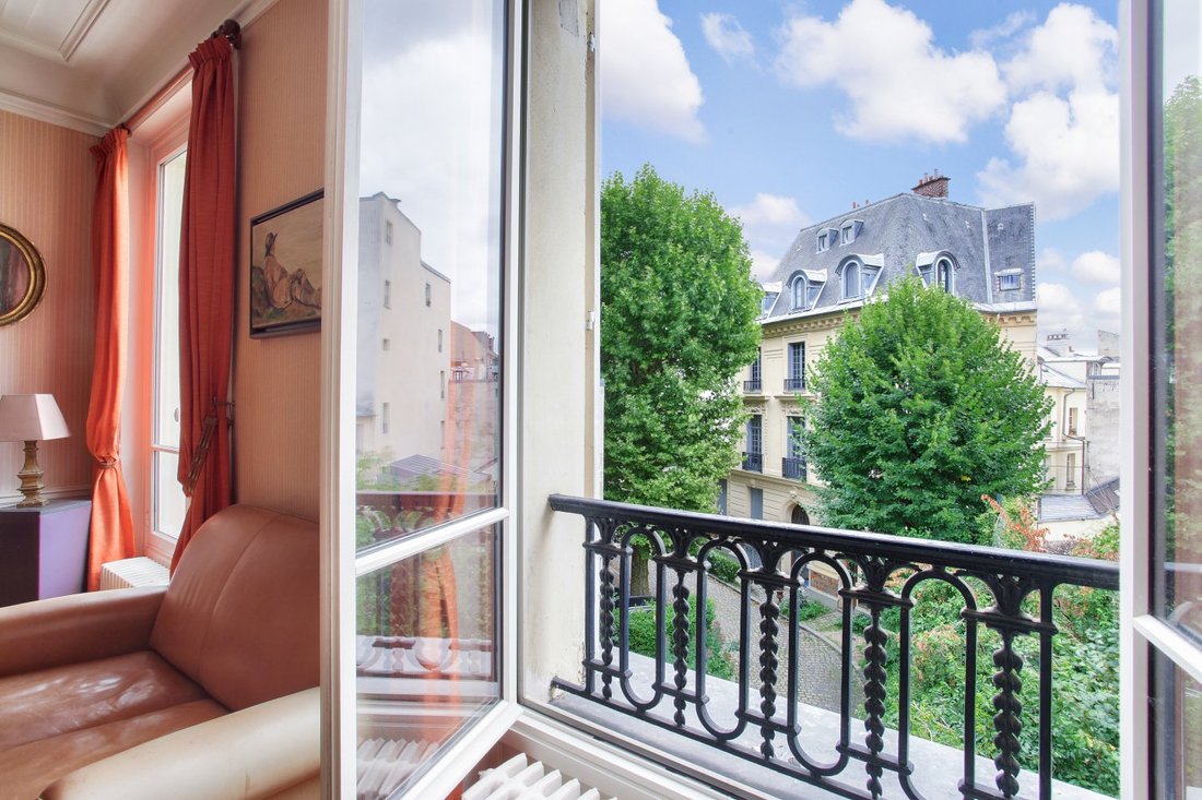 Apartment in Domaine National du Château, Versailles, France 2 - 16406039