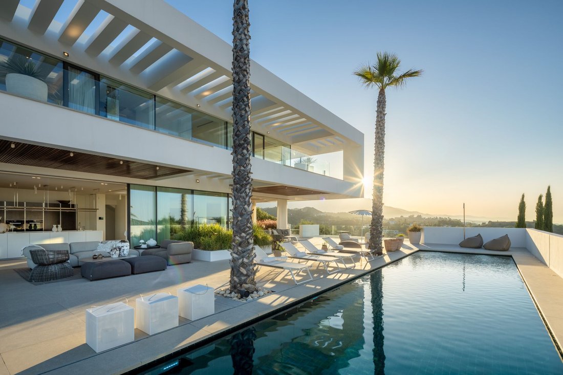 Villa in Marbella, Andalusia, Spain 1 - 16406069