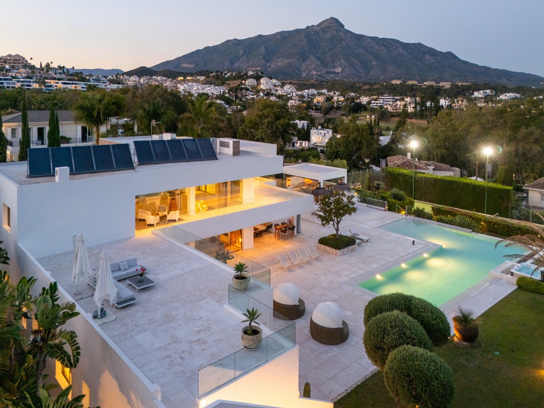 Villa in Marbella, Andalusia, Spain 2 - 16406043