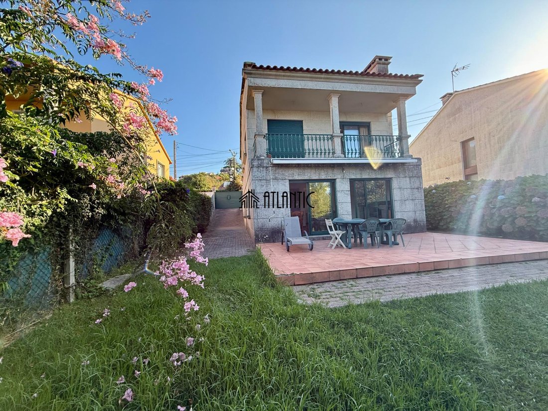Villa in Cangas, Galicia, Spain 2 - 16406336