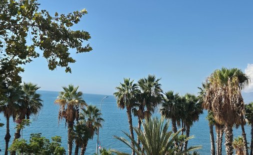 Apartment in Este, Malaga, Spain 1
