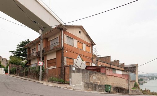Casa en Mafamude y Vilar do Paraiso, Distrito de Oporto, Portugal 1