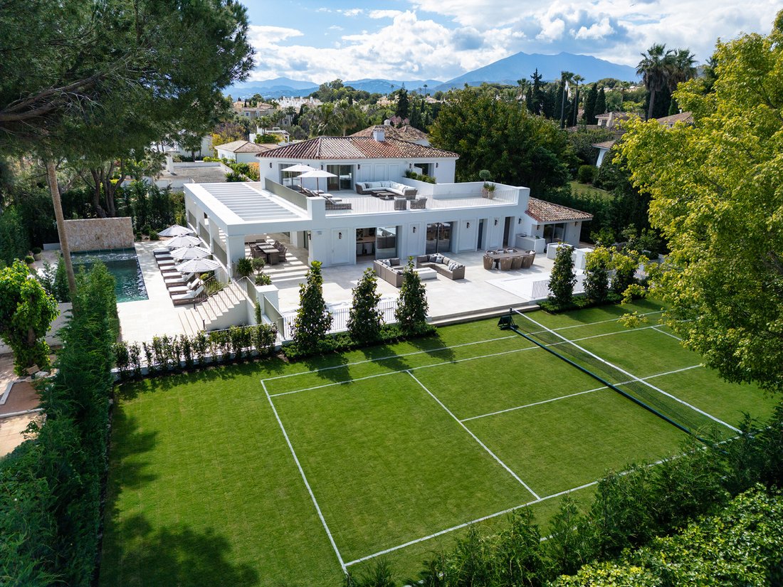 Villa in Marbella, Andalusia, Spain 1 - 16406034