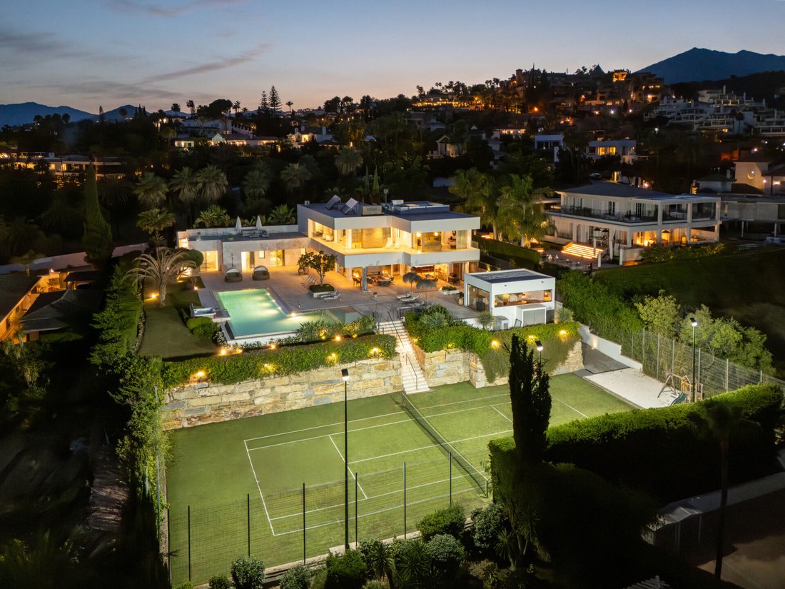 Villa in Marbella, Andalusia, Spain 1 - 16406043