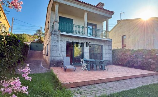 Villa en Cangas, Galicia, España 1