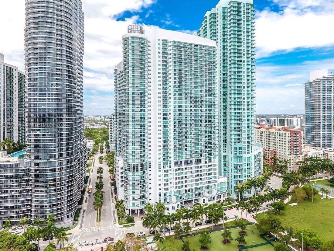 Gallery Detail: Condominium Miami United States In Miami Florida United States For
