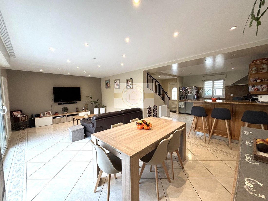 House in Lagny-sur-Marne, Ile-de-France, France 4 - 16407605
