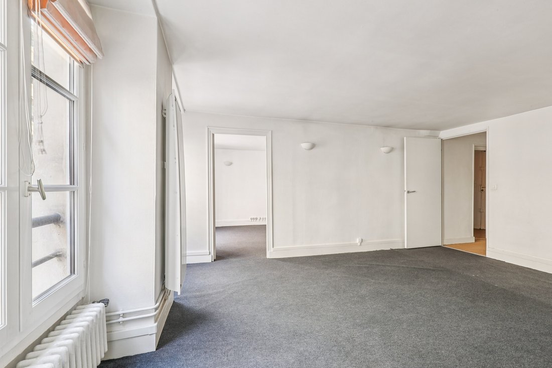 Apartment in Cambronne-Garibaldi, Paris 15e Arrondissement, Paris 5 - 16406355