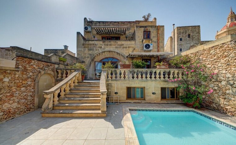 Luxury homes for sale in Malta | JamesEdition