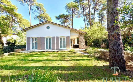 House in La Tremblade, Nouvelle-Aquitaine, France 1