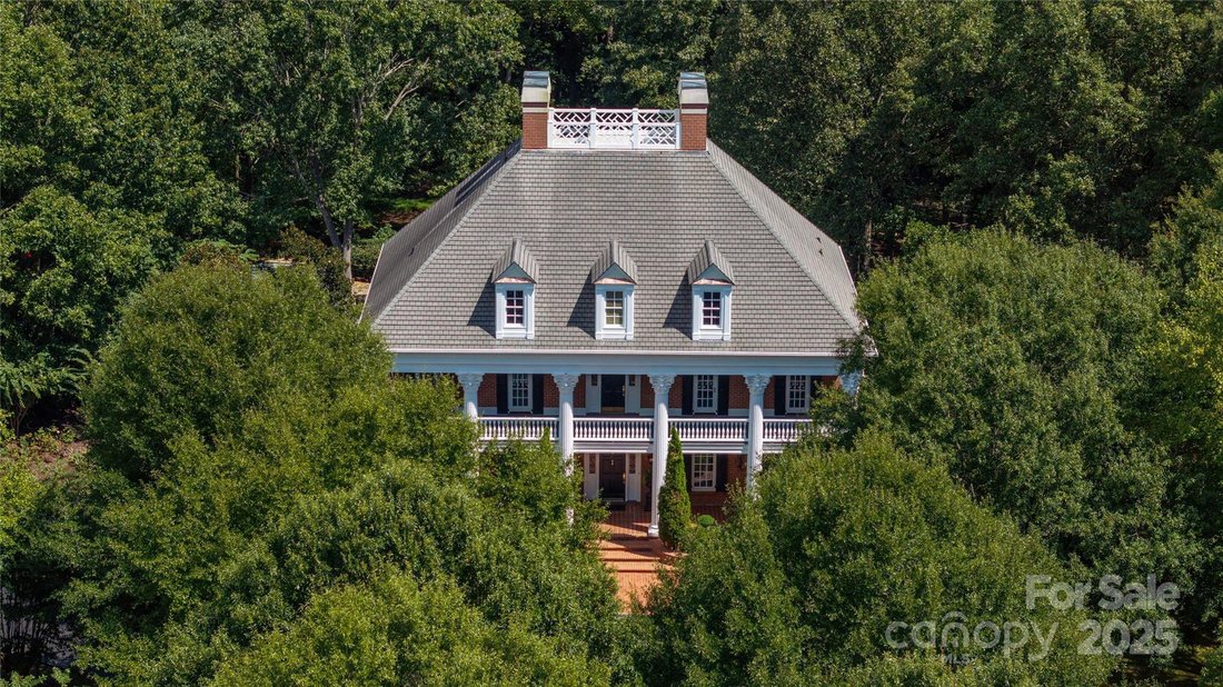 House in Fairview, North Carolina, United States 5 - 16406916