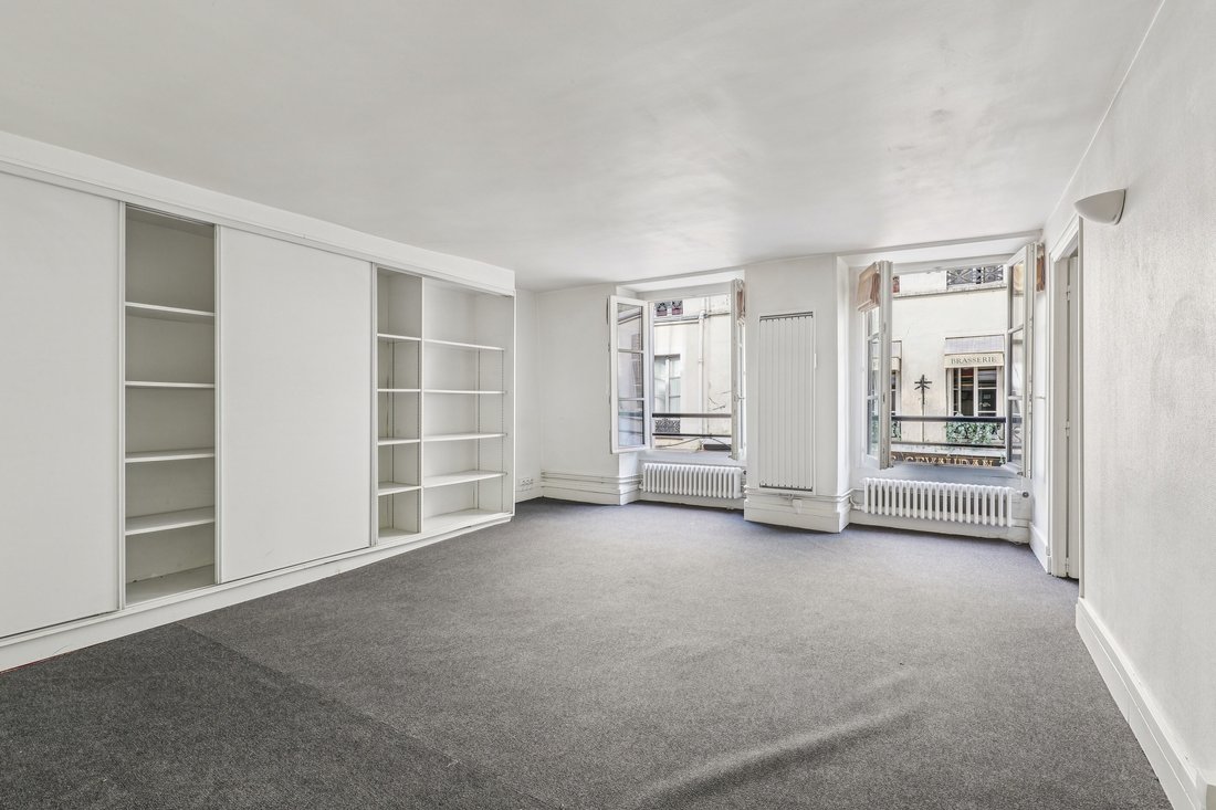 Apartment in Cambronne-Garibaldi, Paris 15e Arrondissement, Paris 4 - 16406355